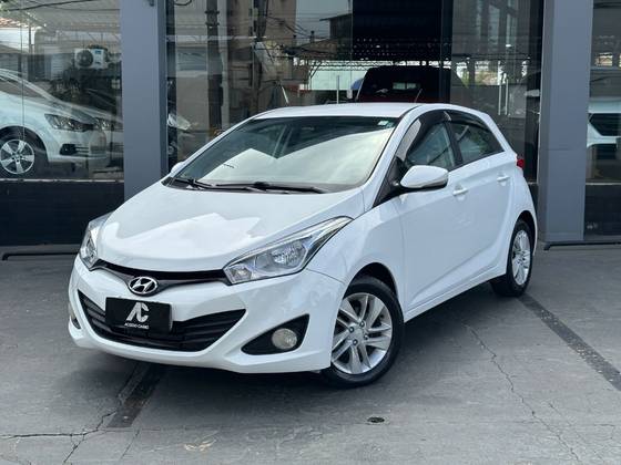 HYUNDAI HB20 1.6 PREMIUM 16V FLEX 4P MANUAL HYUNDAI HB20 1.6 PREMIUM 16V FLEX 4P MANUAL